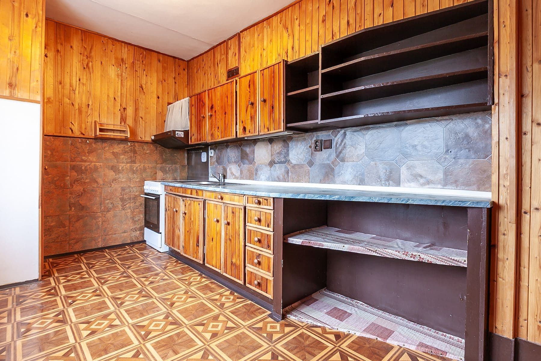 2 bedroom flat for sale, 58 m², Kamenný Přívoz, Středočeský Region 2 bedroom flat for sale, 58 m², Kamenný Přívoz, Středočeský Region