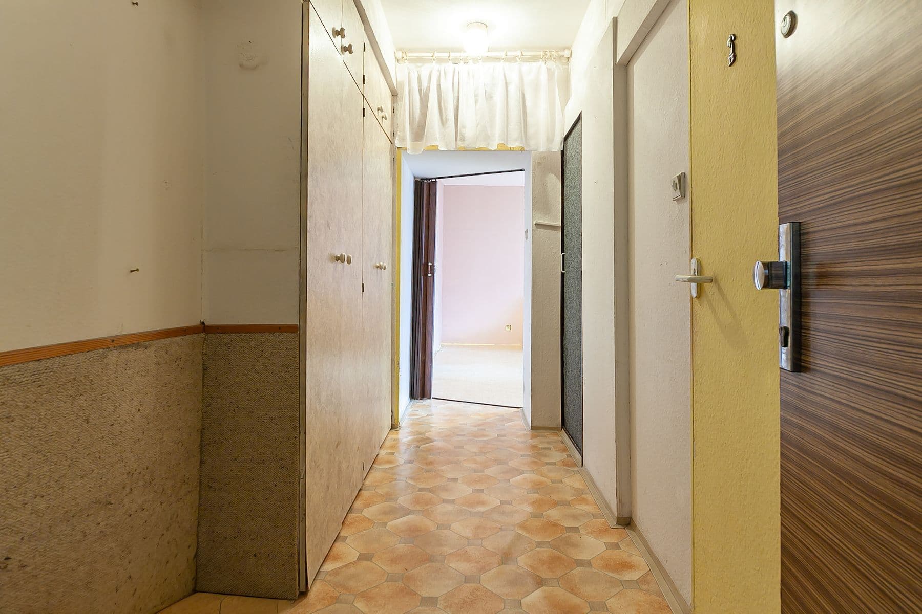 2 bedroom flat for sale, 58 m², Kamenný Přívoz, Středočeský Region 2 bedroom flat for sale, 58 m², Kamenný Přívoz, Středočeský Region