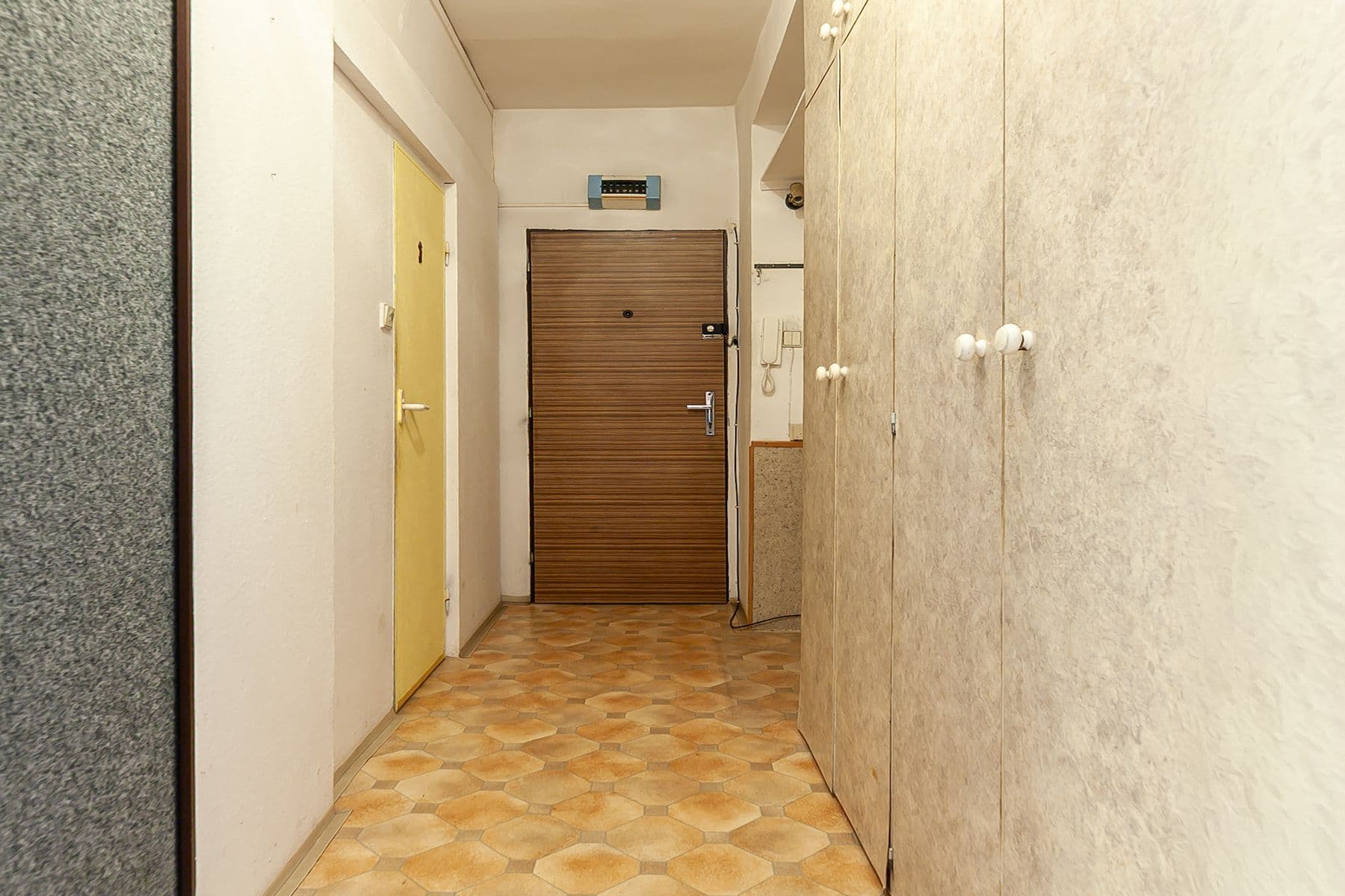 2 bedroom flat for sale, 58 m², Kamenný Přívoz, Středočeský Region 2 bedroom flat for sale, 58 m², Kamenný Přívoz, Středočeský Region