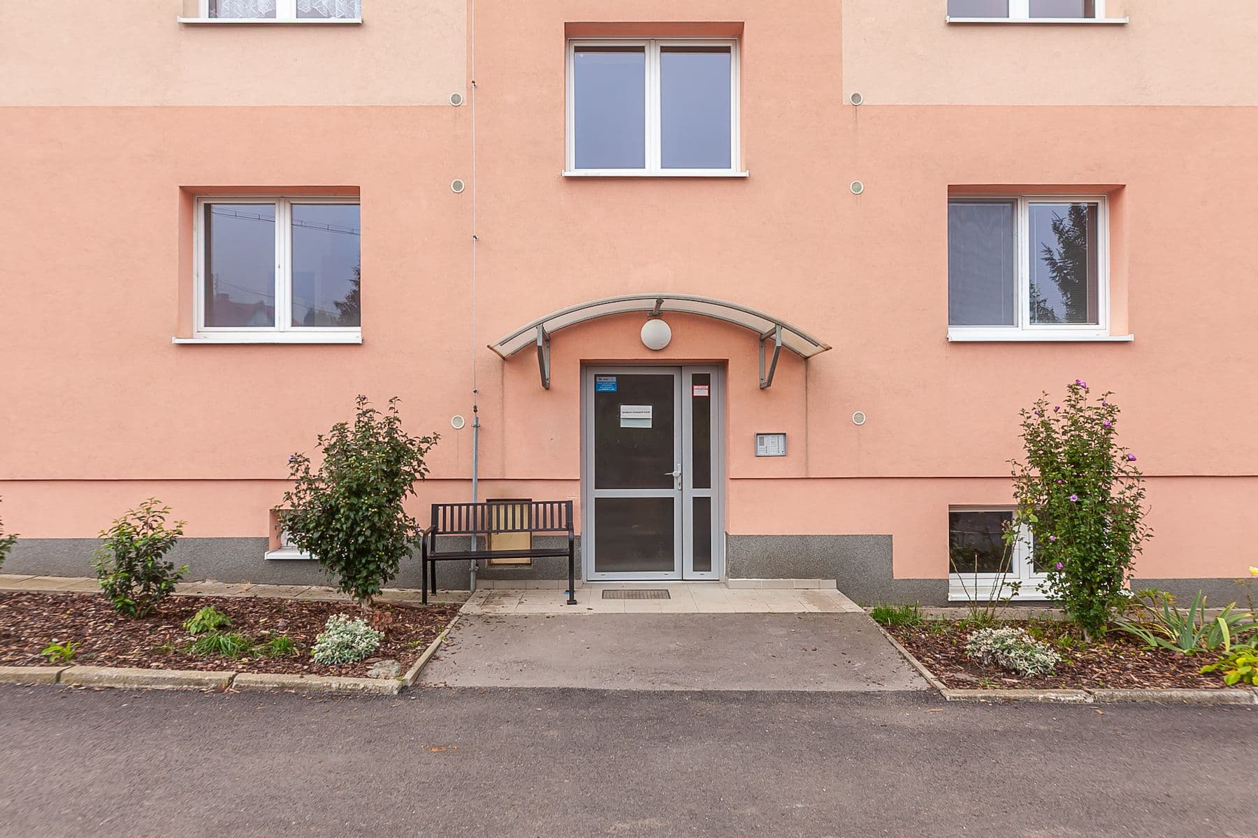 2 bedroom flat for sale, 58 m², Kamenný Přívoz, Středočeský Region 2 bedroom flat for sale, 58 m², Kamenný Přívoz, Středočeský Region