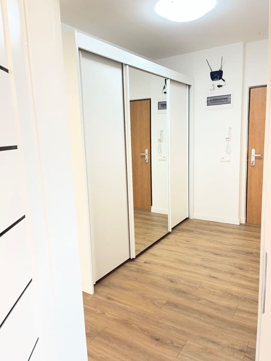 2 bedroom flat for sale, 64 m², U Koupaliště, Karlovy Vary, Karlovarský Region 2 bedroom flat for sale, 64 m², U Koupaliště, Karlovy Vary, Karlovarský Region