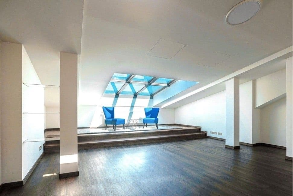 2 bedroom with open-plan kitchen flat to rent, 153 m², Korunní, Prague, Prague 2 bedroom with open-plan kitchen flat to rent, 153 m², Korunní, Prague, Prague