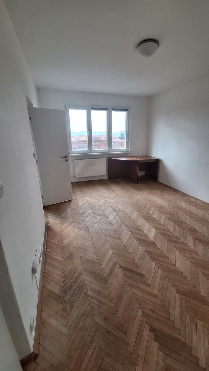 1 bedroom flat to rent, 36 m², Májová, Ostrov, Karlovarský Region 1 bedroom flat to rent, 36 m², Májová, Ostrov, Karlovarský Region