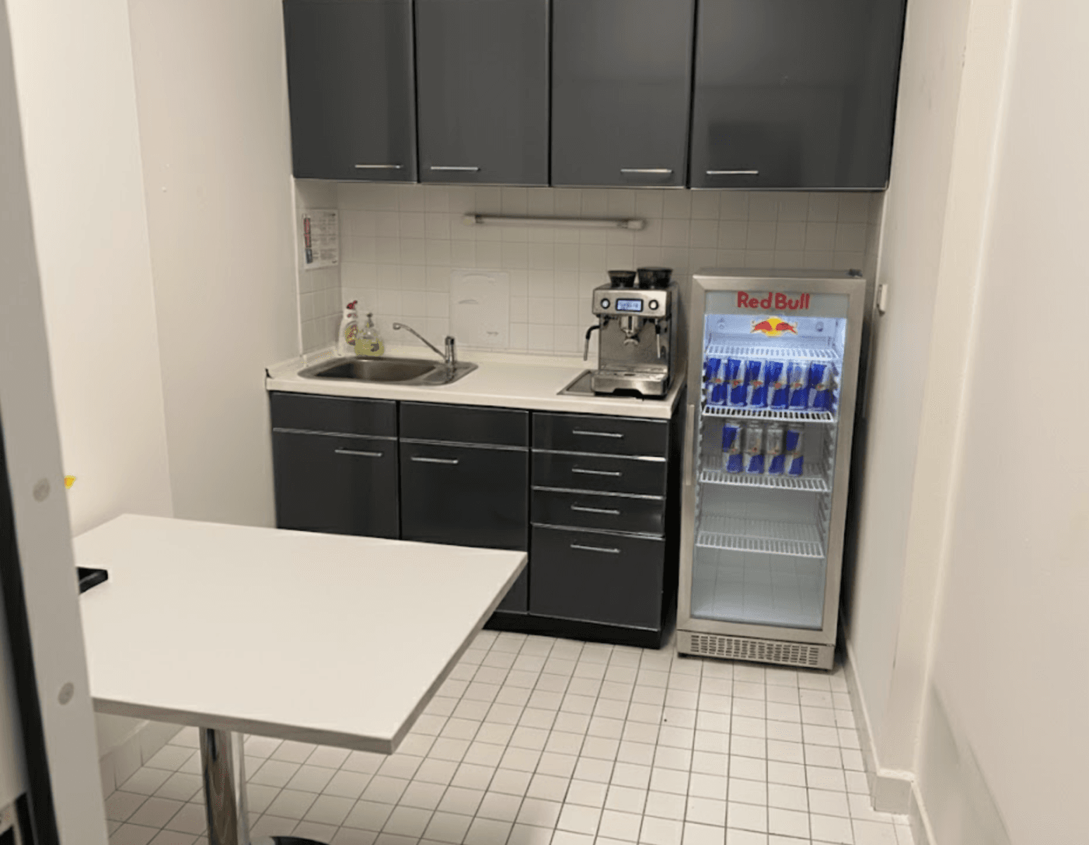 office to rent, 320 m², Záhřebská, Prague, Prague office to rent, 320 m², Záhřebská, Prague, Prague