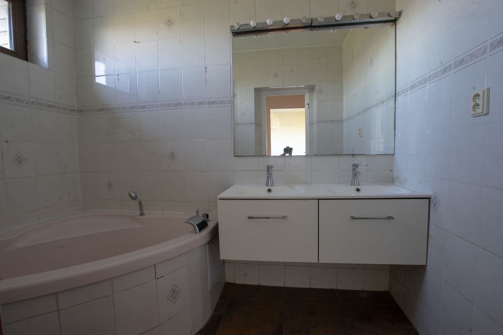 house for sale, 297 m², Hynaisova, Ústí nad Labem, Ústecký Region house for sale, 297 m², Hynaisova, Ústí nad Labem, Ústecký Region