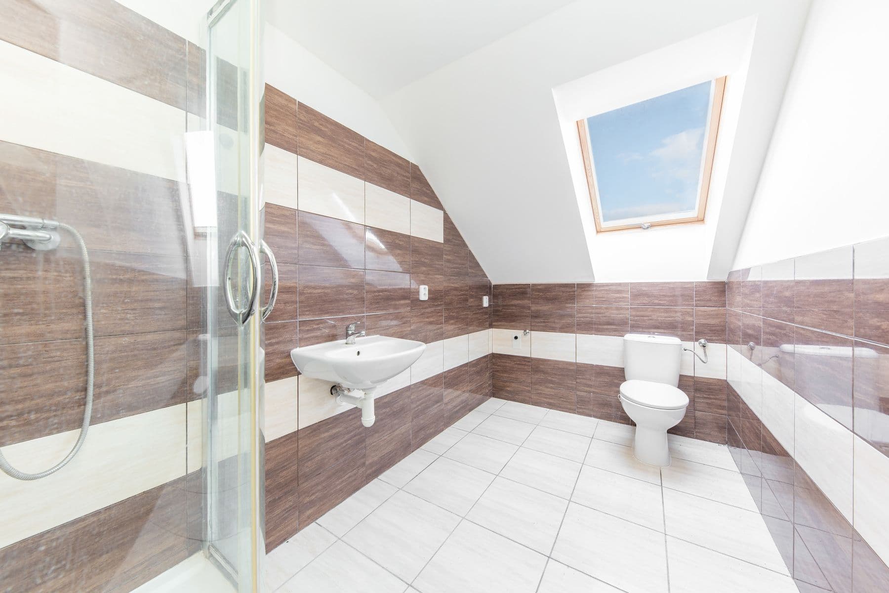 2 bedroom with open-plan kitchen flat for sale, 66 m², Interbrigadistů, Říkovice, Olomoucký Region 2 bedroom with open-plan kitchen flat for sale, 66 m², Interbrigadistů, Říkovice, Olomoucký Region