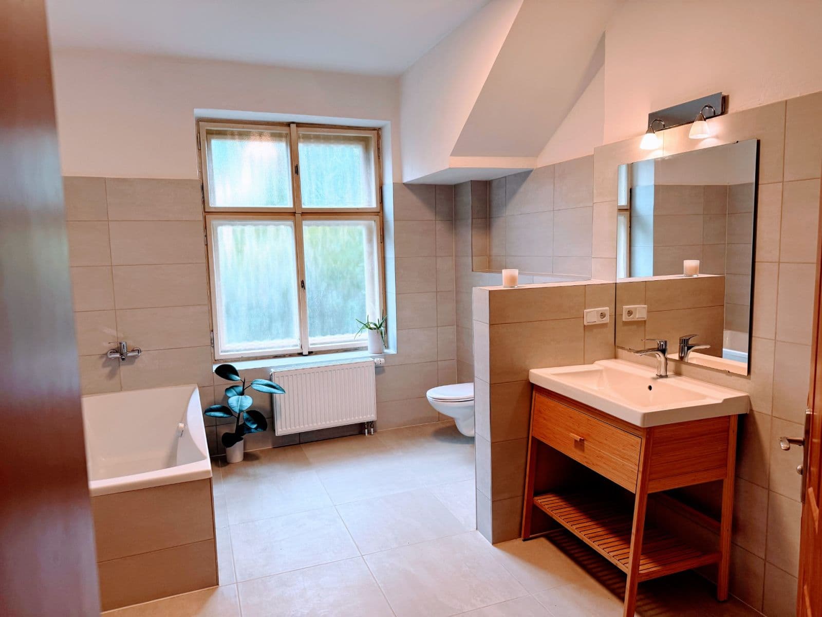 1 bedroom with open-plan kitchen flat to rent, 57 m², Komenského, Černošice, Středočeský Region 1 bedroom with open-plan kitchen flat to rent, 57 m², Komenského, Černošice, Středočeský Region