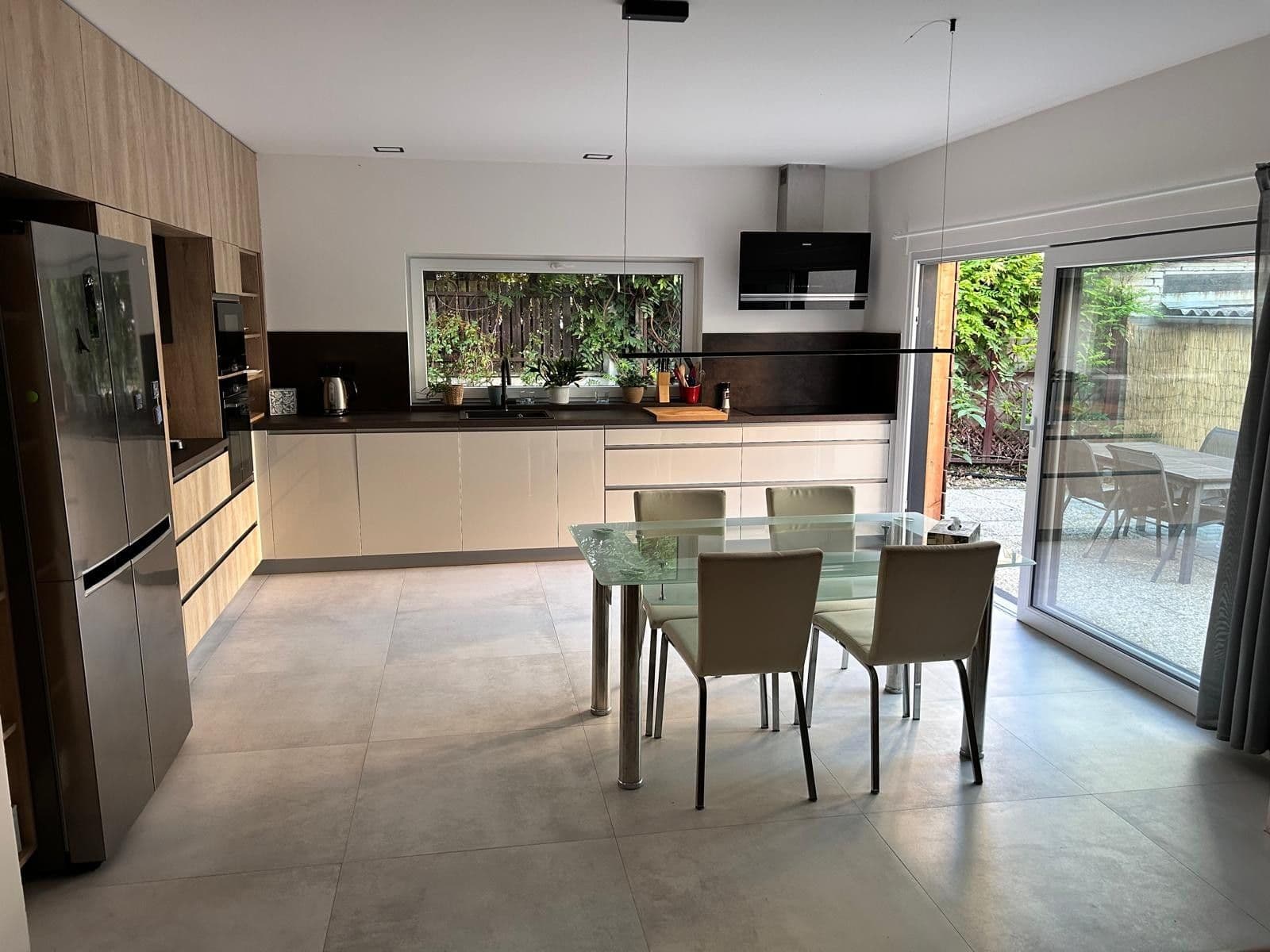 3 bedroom with open-plan kitchen flat to rent, 119 m², U Boroviček, Prague, Prague 3 bedroom with open-plan kitchen flat to rent, 119 m², U Boroviček, Prague, Prague