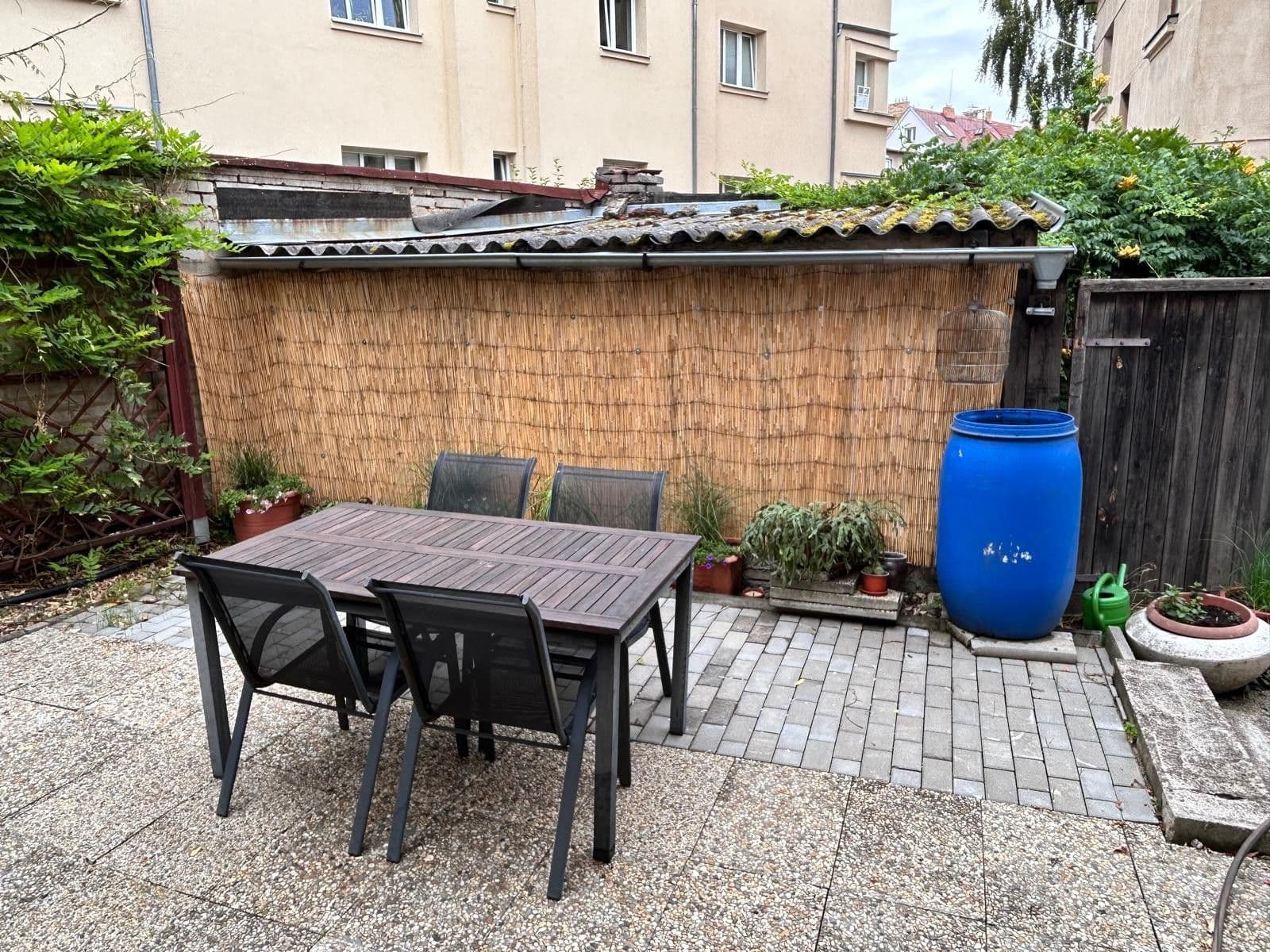 3 bedroom with open-plan kitchen flat to rent, 119 m², U Boroviček, Prague, Prague 3 bedroom with open-plan kitchen flat to rent, 119 m², U Boroviček, Prague, Prague