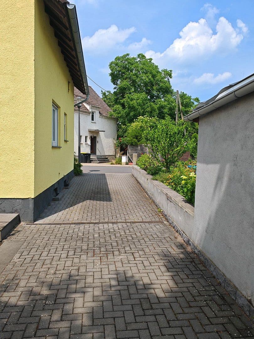 3 bedroom flat for sale, 73 m², Alte Andernacher Str. 14, Kretz, Rhineland-Palatinate 3 bedroom flat for sale, 73 m², Alte Andernacher Str. 14, Kretz, Rhineland-Palatinate