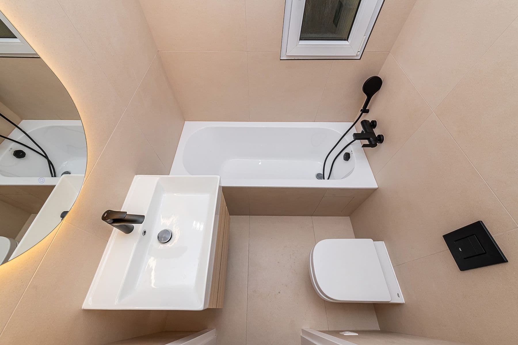 2 bedroom with open-plan kitchen flat for sale, 82 m², Osadní, Prague, Prague 2 bedroom with open-plan kitchen flat for sale, 82 m², Osadní, Prague, Prague