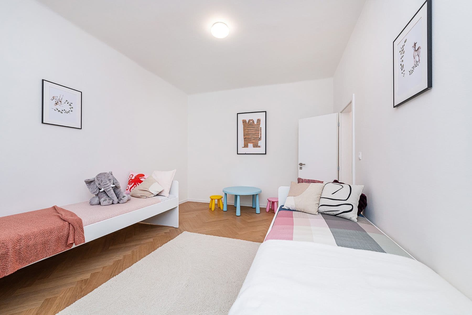 2 bedroom with open-plan kitchen flat for sale, 82 m², Osadní, Prague, Prague 2 bedroom with open-plan kitchen flat for sale, 82 m², Osadní, Prague, Prague