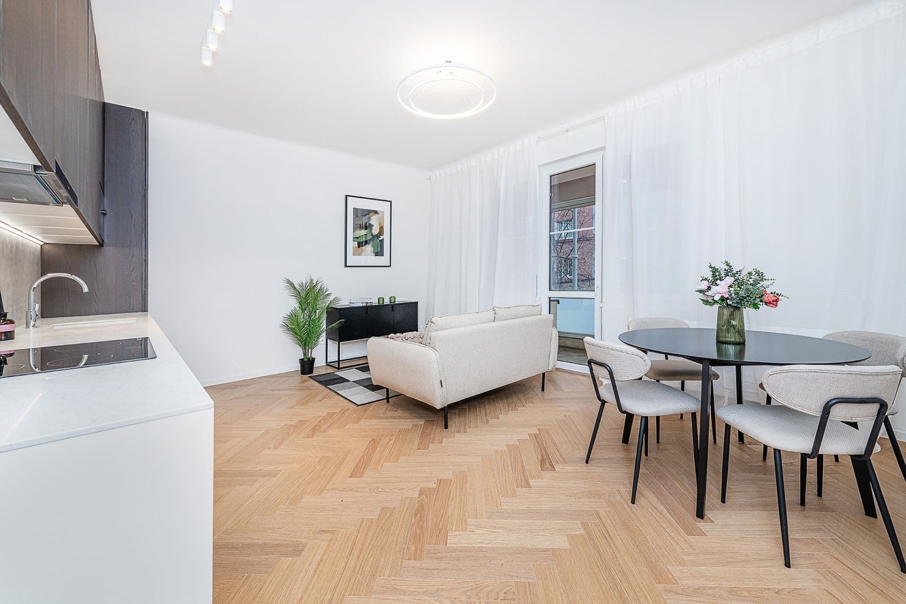 2 bedroom with open-plan kitchen flat for sale, 82 m², Osadní, Prague, Prague 2 bedroom with open-plan kitchen flat for sale, 82 m², Osadní, Prague, Prague