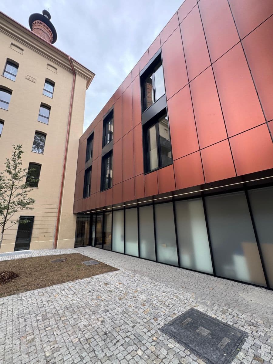 2 bedroom with open-plan kitchen flat to rent, 83 m², Mnatova, Prague, Prague 2 bedroom with open-plan kitchen flat to rent, 83 m², Mnatova, Prague, Prague