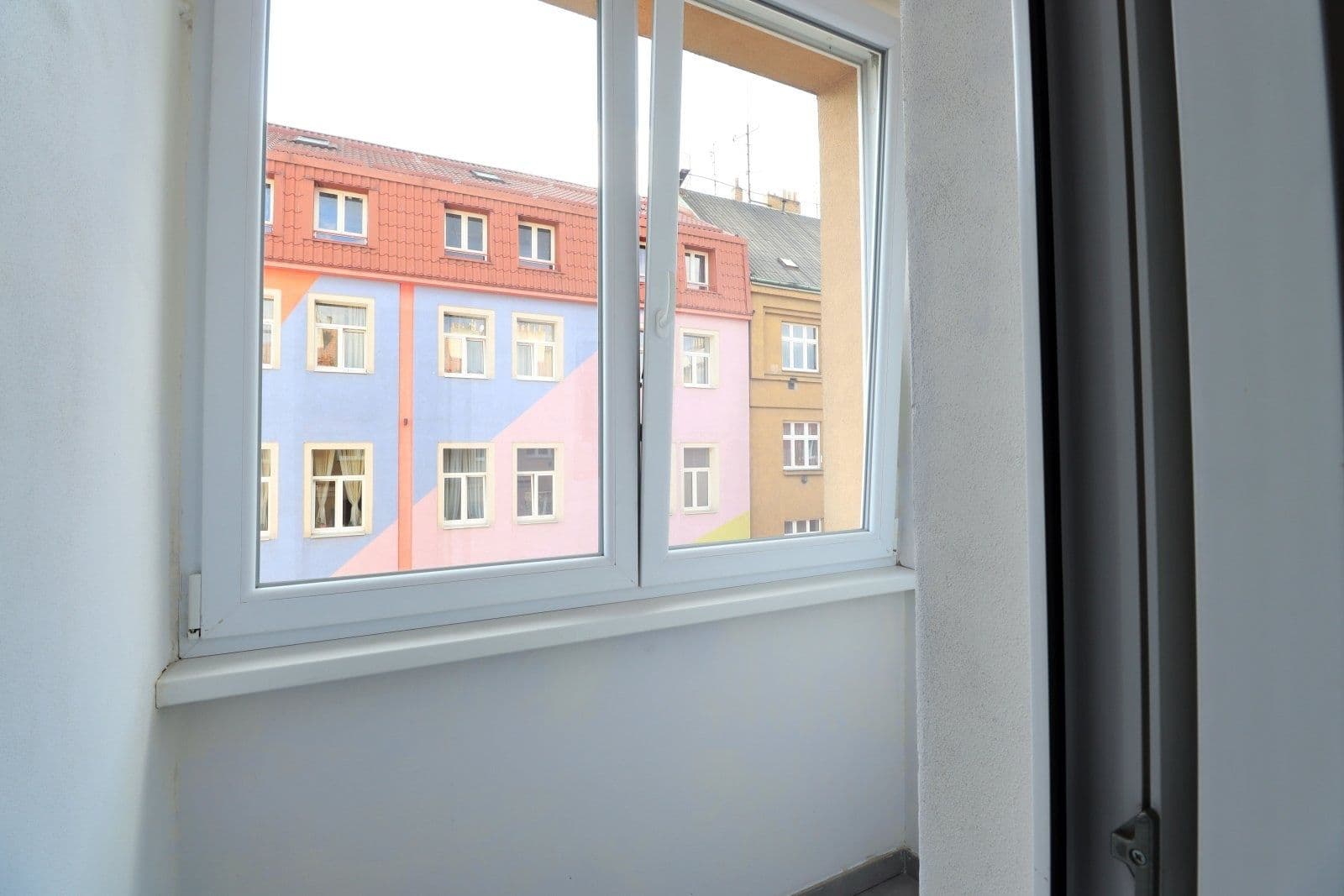 1 bedroom with open-plan kitchen flat to rent, 51 m², U skládky, Prague, Prague 1 bedroom with open-plan kitchen flat to rent, 51 m², U skládky, Prague, Prague