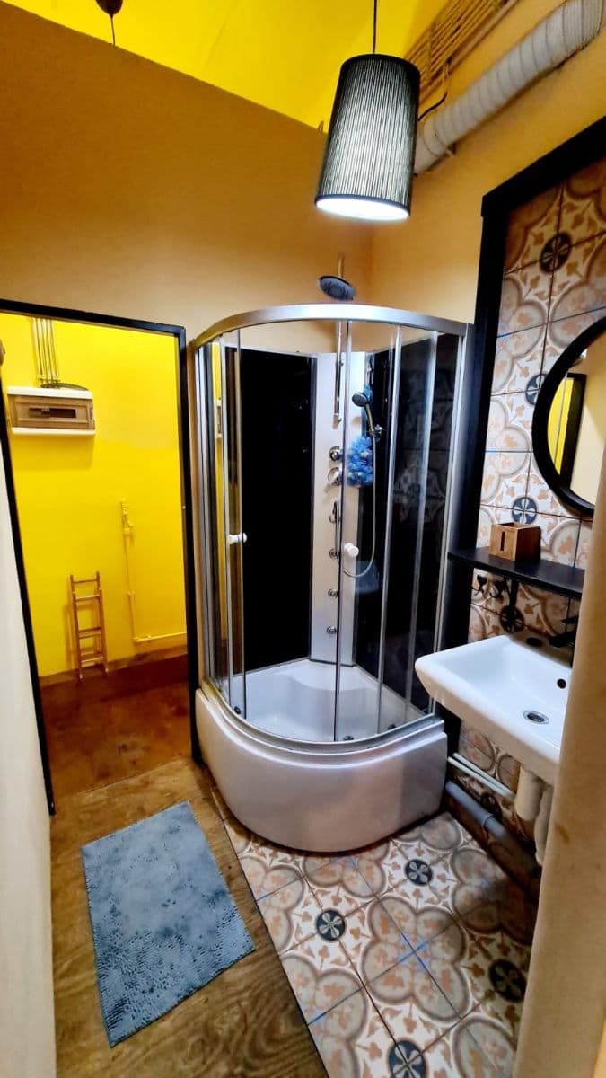 1 bedroom with open-plan kitchen flat to rent, 45 m², Elišky Peškové, Prague, Prague 1 bedroom with open-plan kitchen flat to rent, 45 m², Elišky Peškové, Prague, Prague