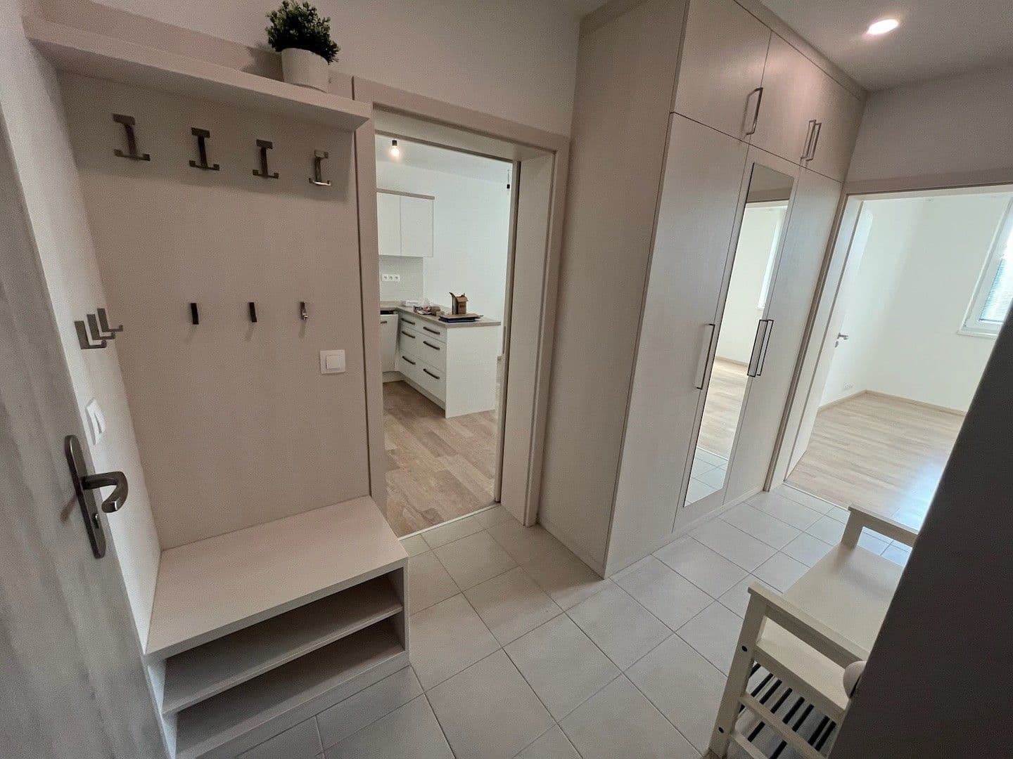 3 bedroom with open-plan kitchen flat to rent, 71 m², Na Vyhlídce, Rosice, Jihomoravský Region 3 bedroom with open-plan kitchen flat to rent, 71 m², Na Vyhlídce, Rosice, Jihomoravský Region