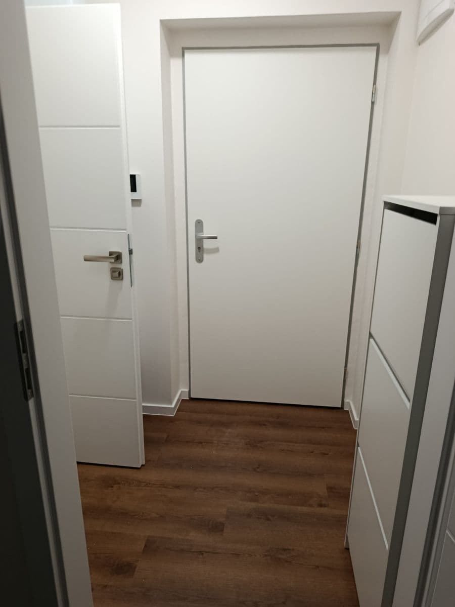 1 bedroom flat to rent, 40 m², Na Mokřině, Prague, Prague 1 bedroom flat to rent, 40 m², Na Mokřině, Prague, Prague