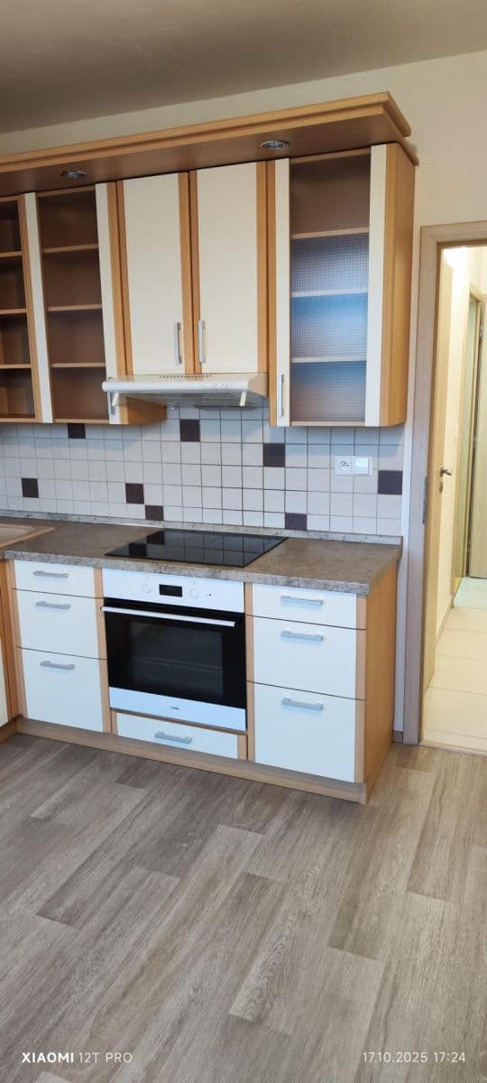 3 bedroom flat to rent, 80 m², Kpt. Stránského, Prague, Prague 3 bedroom flat to rent, 80 m², Kpt. Stránského, Prague, Prague