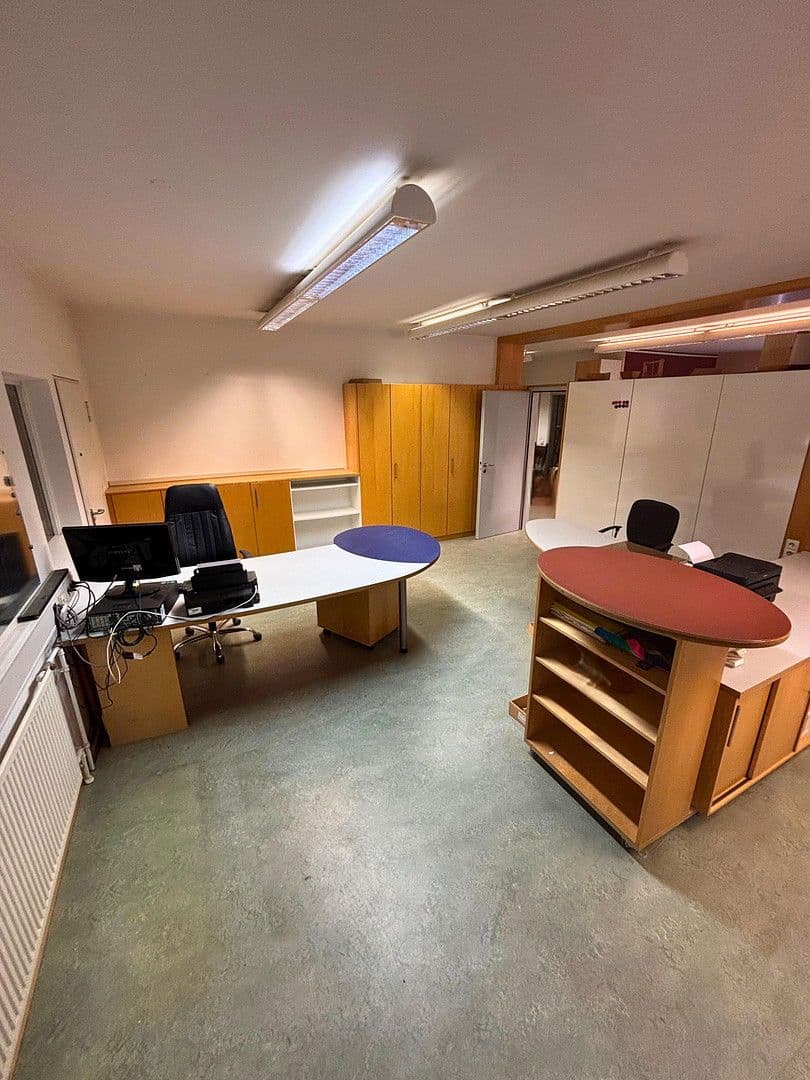 office to rent, 160 m², Schriesheim, Baden-Württemberg office to rent, 160 m², Schriesheim, Baden-Württemberg