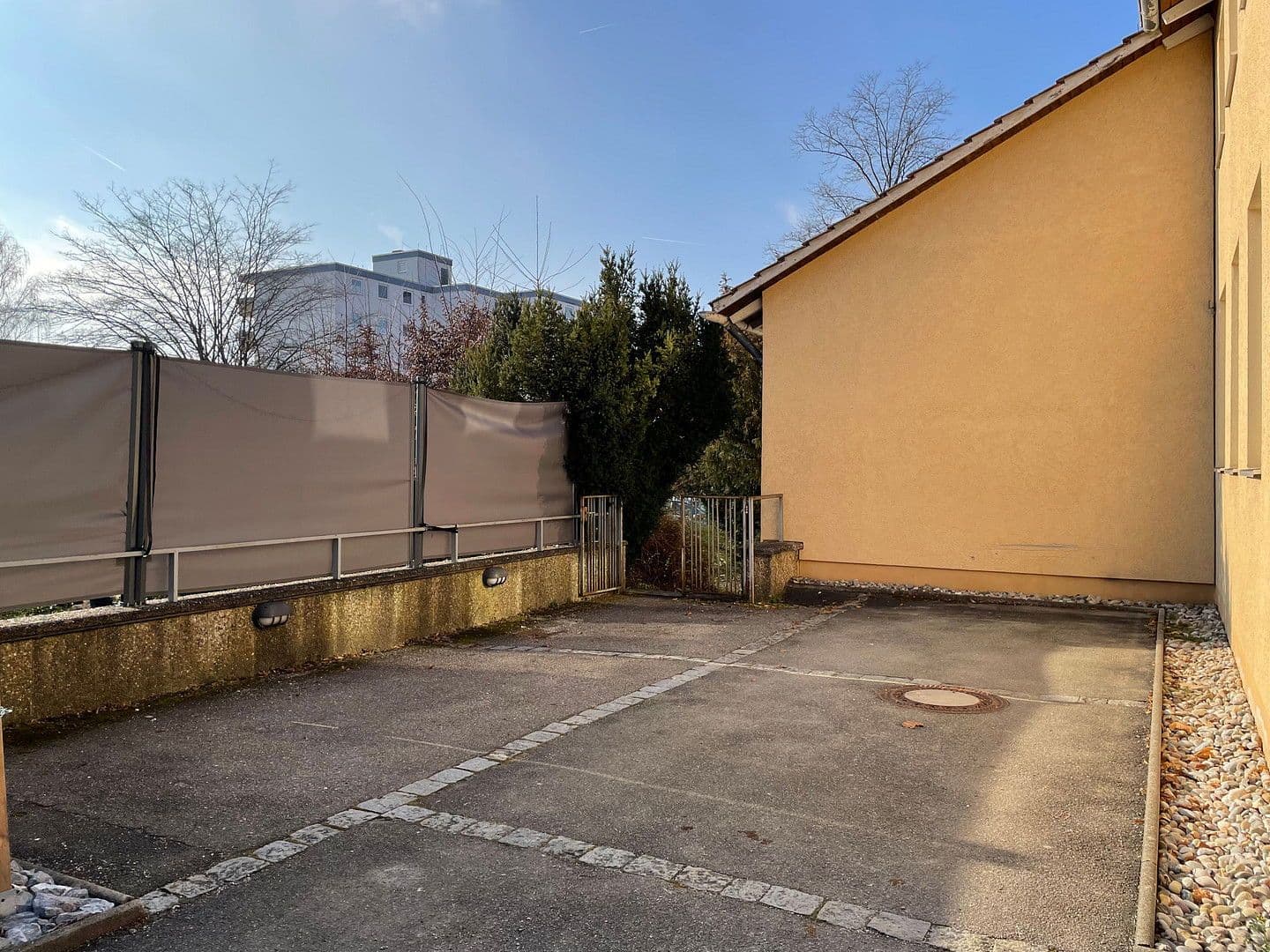 non-residential property to rent, 1,000 m², Poststr. 1, Gottmadingen, Baden-Württemberg non-residential property to rent, 1,000 m², Poststr. 1, Gottmadingen, Baden-Württemberg