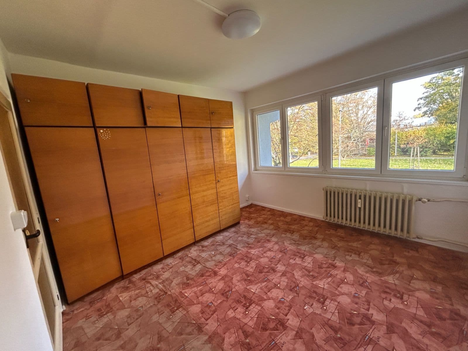 2 bedroom flat for sale, 52 m², Unhošťská, Kladno, Středočeský Region 2 bedroom flat for sale, 52 m², Unhošťská, Kladno, Středočeský Region