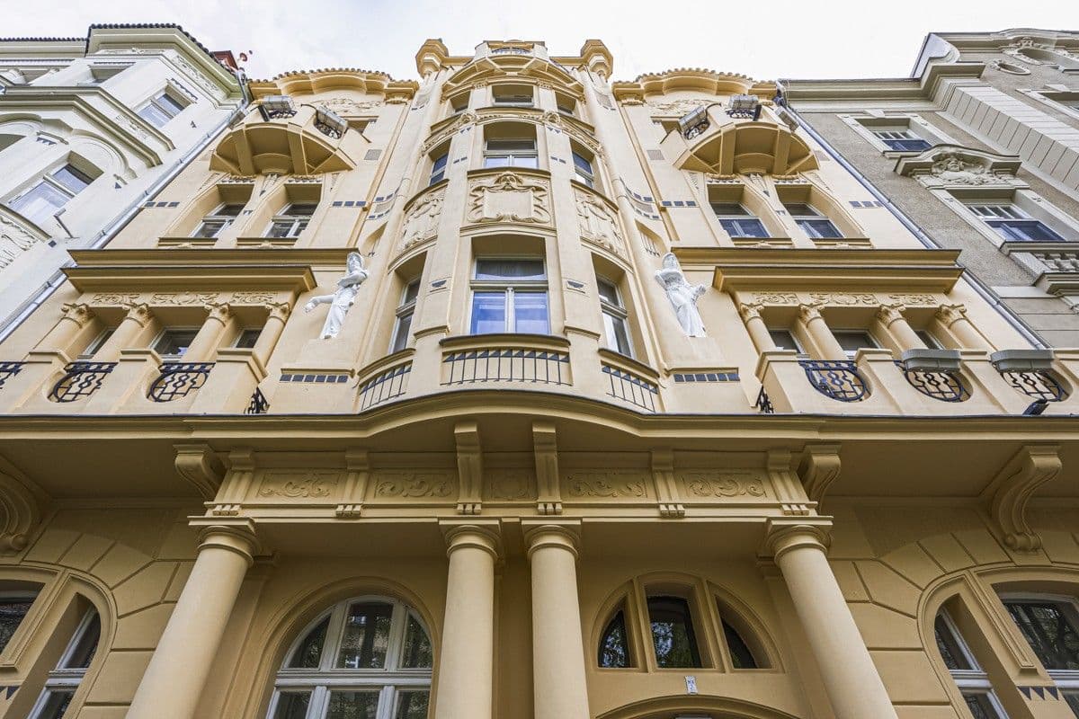 2 bedroom flat to rent, 74 m², Čechova, Prague, Prague 2 bedroom flat to rent, 74 m², Čechova, Prague, Prague