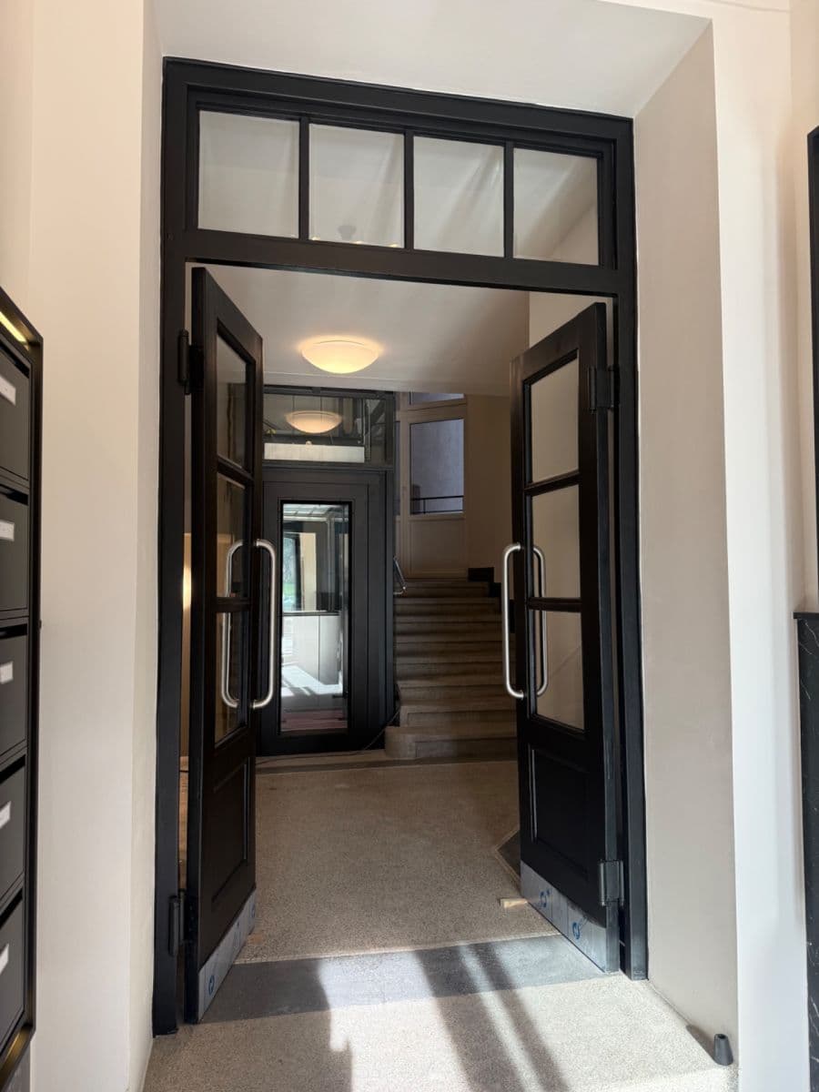 1 bedroom with open-plan kitchen flat for sale, 46 m², Jeseniova, Prague, Prague 1 bedroom with open-plan kitchen flat for sale, 46 m², Jeseniova, Prague, Prague