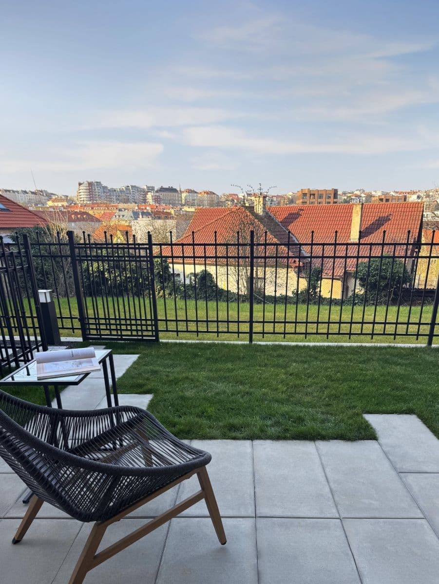 Studio flat to rent, 34 m², Boleslavova, Prague, Prague Studio flat to rent, 34 m², Boleslavova, Prague, Prague