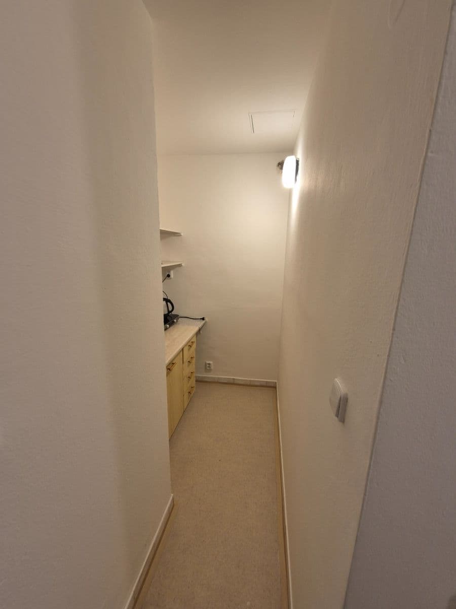 1 bedroom flat to rent, 30 m², Pod Kavalírkou, Prague, Prague 1 bedroom flat to rent, 30 m², Pod Kavalírkou, Prague, Prague