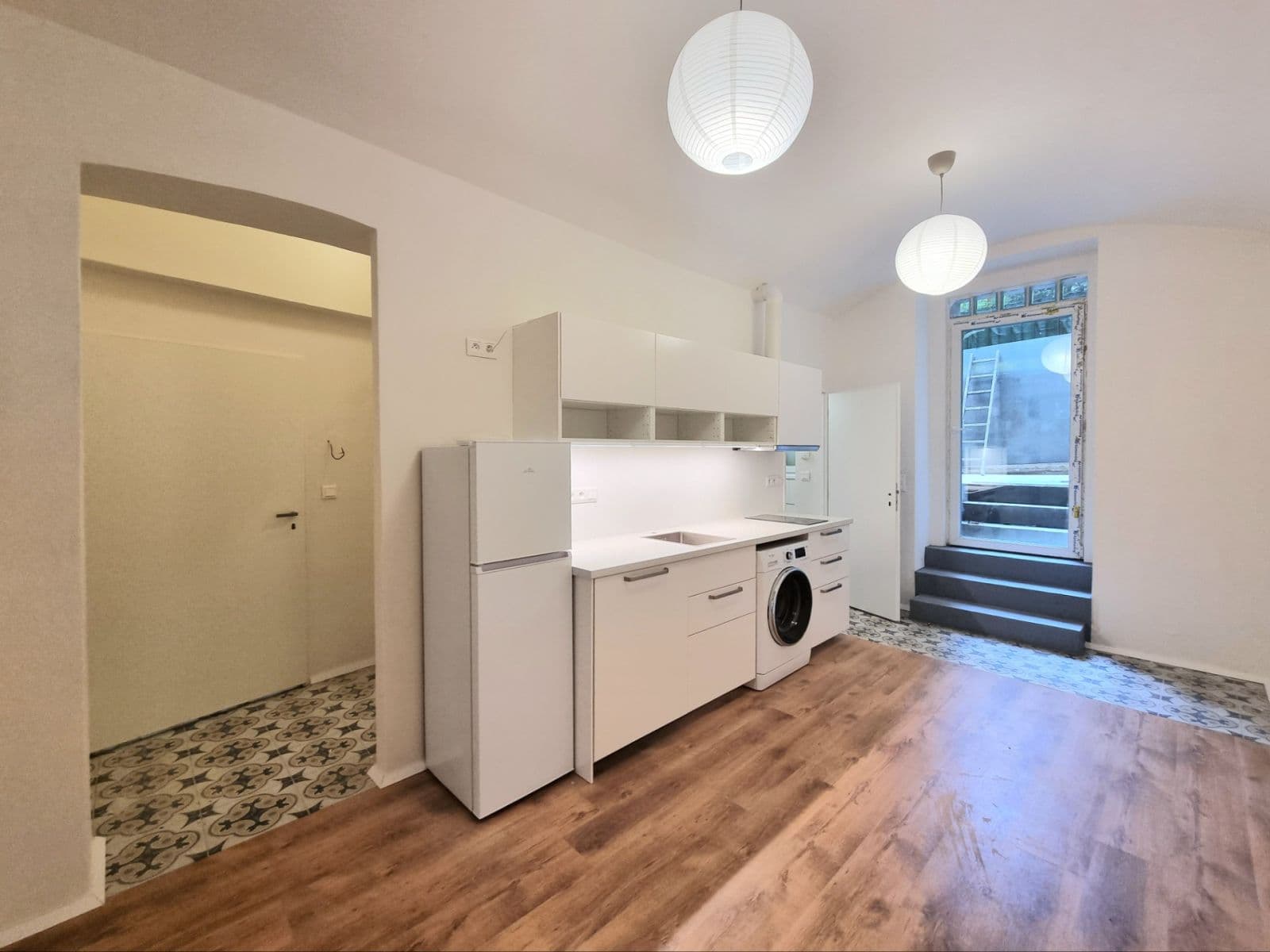 1 bedroom with open-plan kitchen flat to rent, 40 m², Žitomírská, Prague, Prague 1 bedroom with open-plan kitchen flat to rent, 40 m², Žitomírská, Prague, Prague