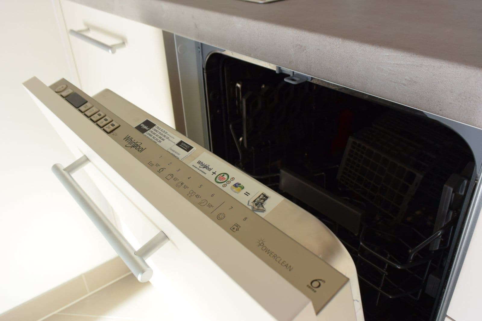 Studio flat to rent, 30 m², Mantovská, Prague, Prague Studio flat to rent, 30 m², Mantovská, Prague, Prague