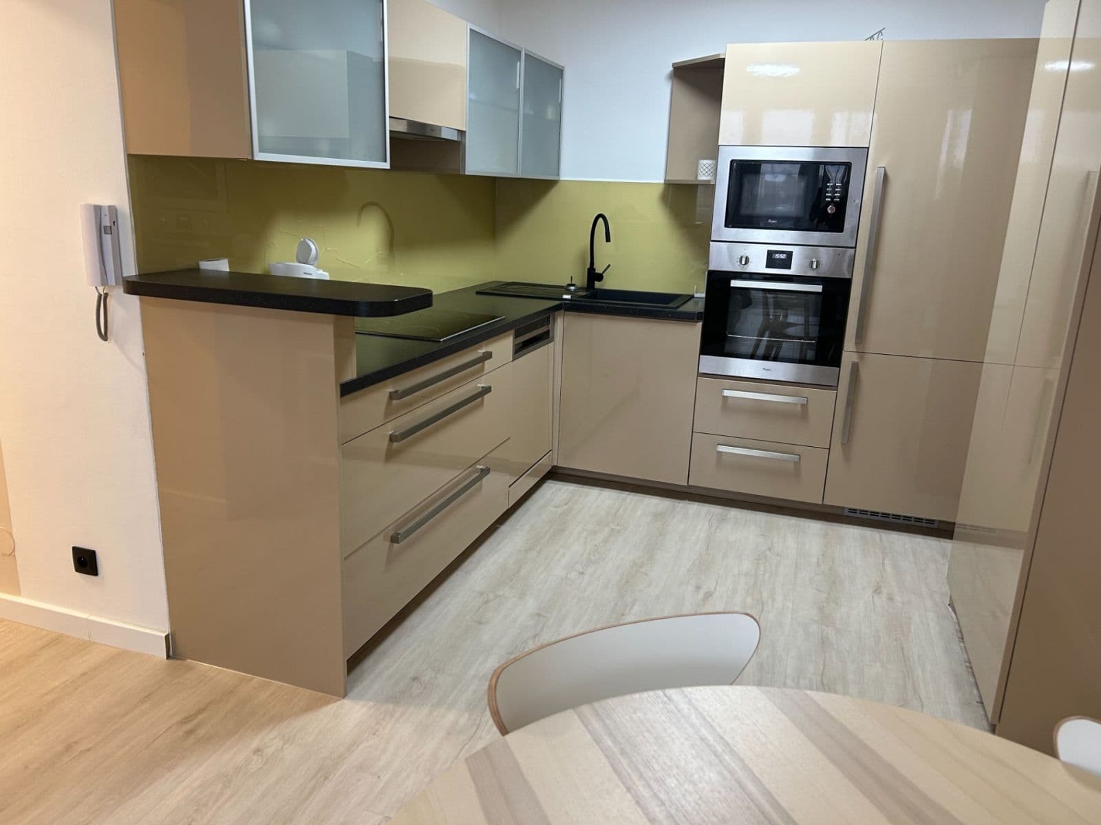 1 bedroom with open-plan kitchen flat to rent, 63 m², Stankovského, Čelákovice, Středočeský Region 1 bedroom with open-plan kitchen flat to rent, 63 m², Stankovského, Čelákovice, Středočeský Region