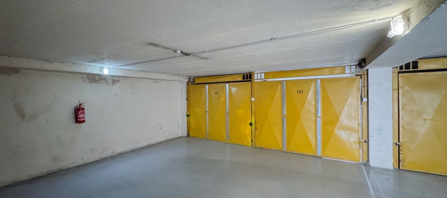 garage to rent, 18 m², Navigátorů, Prague, Prague garage to rent, 18 m², Navigátorů, Prague, Prague