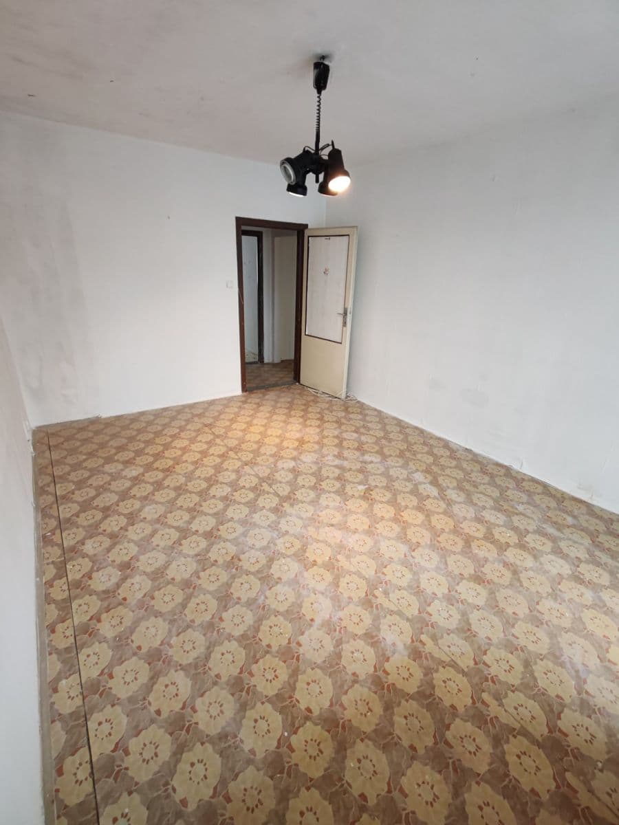 3 bedroom flat for sale, 81 m², Tupolevova, Prague, Prague 3 bedroom flat for sale, 81 m², Tupolevova, Prague, Prague