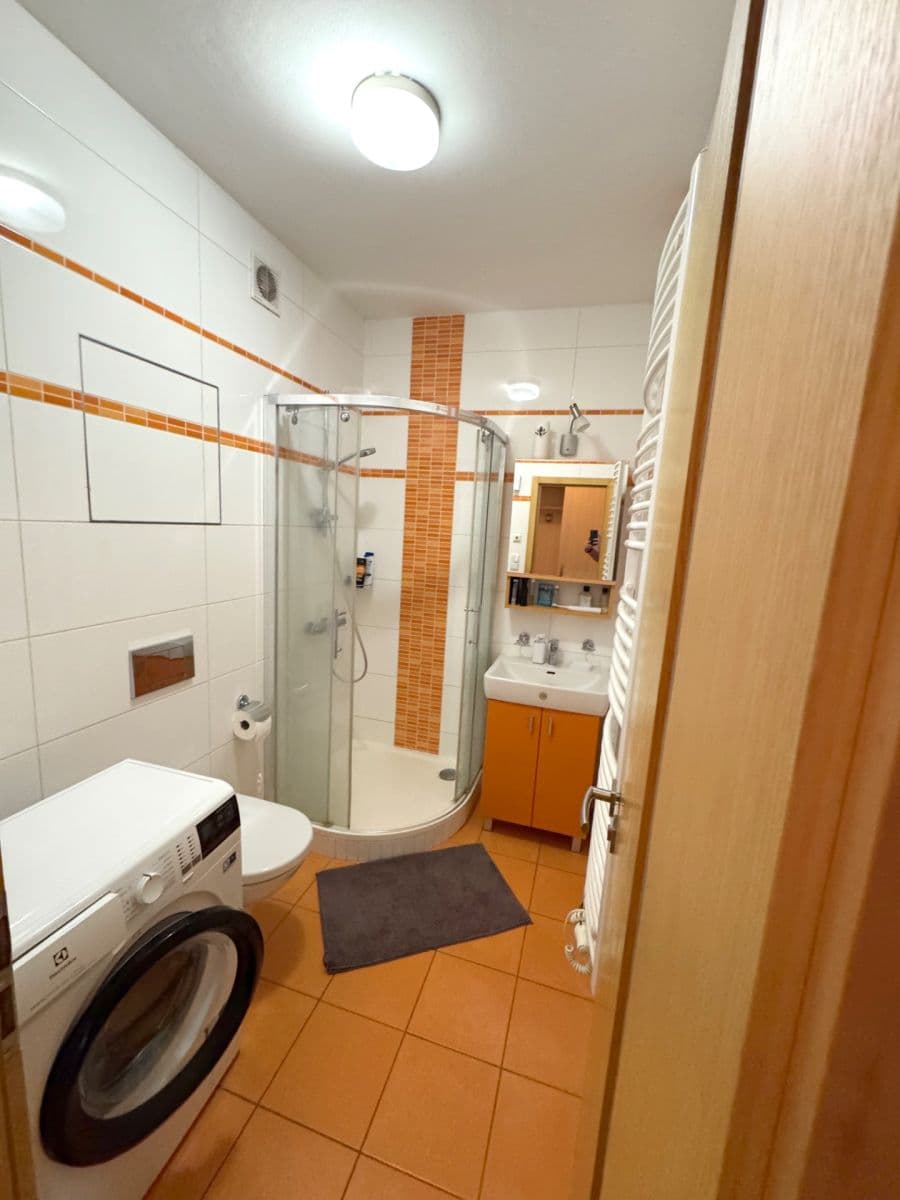 Studio flat for sale, 34 m², Dlouhá, Uherské Hradiště, Zlínský Region Studio flat for sale, 34 m², Dlouhá, Uherské Hradiště, Zlínský Region