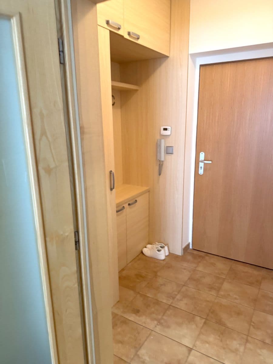 Studio flat for sale, 34 m², Dlouhá, Uherské Hradiště, Zlínský Region Studio flat for sale, 34 m², Dlouhá, Uherské Hradiště, Zlínský Region