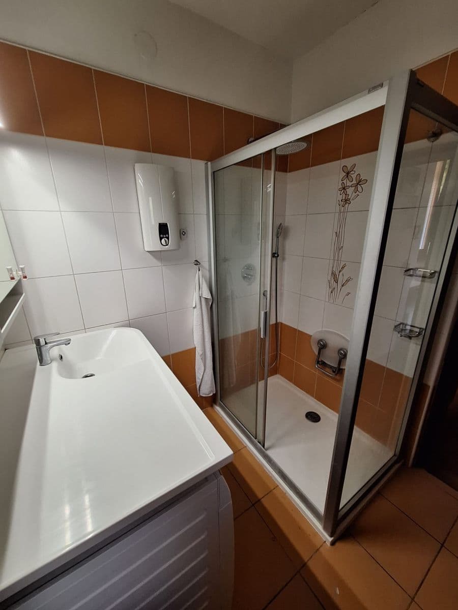 house for sale, 80 m², Nádražní, Uherský Ostroh, Zlínský Region house for sale, 80 m², Nádražní, Uherský Ostroh, Zlínský Region