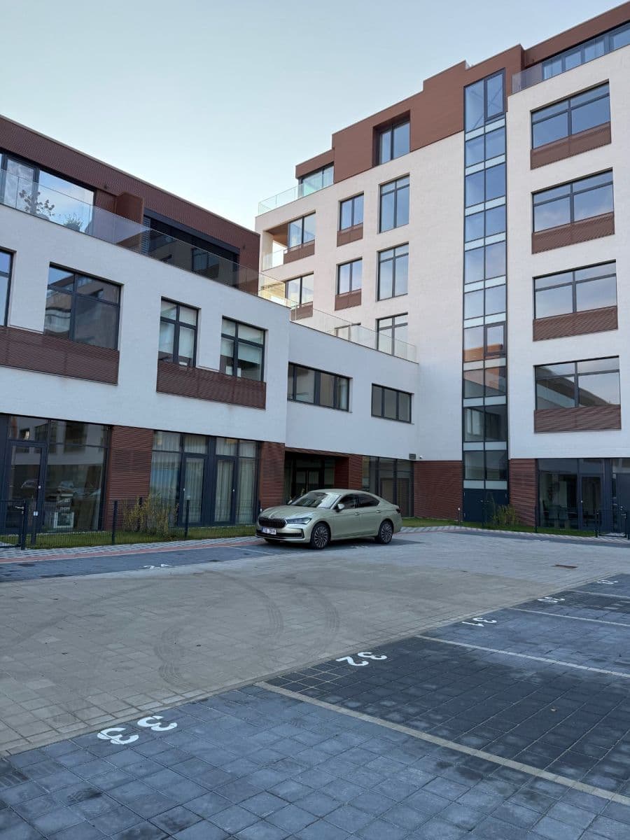 1 bedroom with open-plan kitchen flat to rent, 52 m², Malešická, Prague, Prague 1 bedroom with open-plan kitchen flat to rent, 52 m², Malešická, Prague, Prague