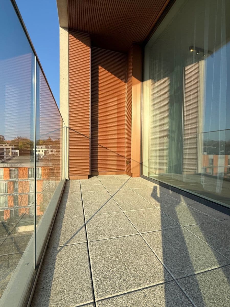 1 bedroom with open-plan kitchen flat to rent, 57 m², Malešická, Prague, Prague 1 bedroom with open-plan kitchen flat to rent, 57 m², Malešická, Prague, Prague