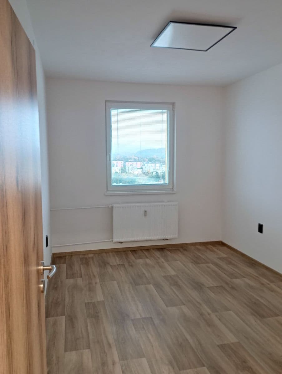 3 bedroom flat to rent, 75 m², Pazderkova, Liberec, Liberecký Region 3 bedroom flat to rent, 75 m², Pazderkova, Liberec, Liberecký Region