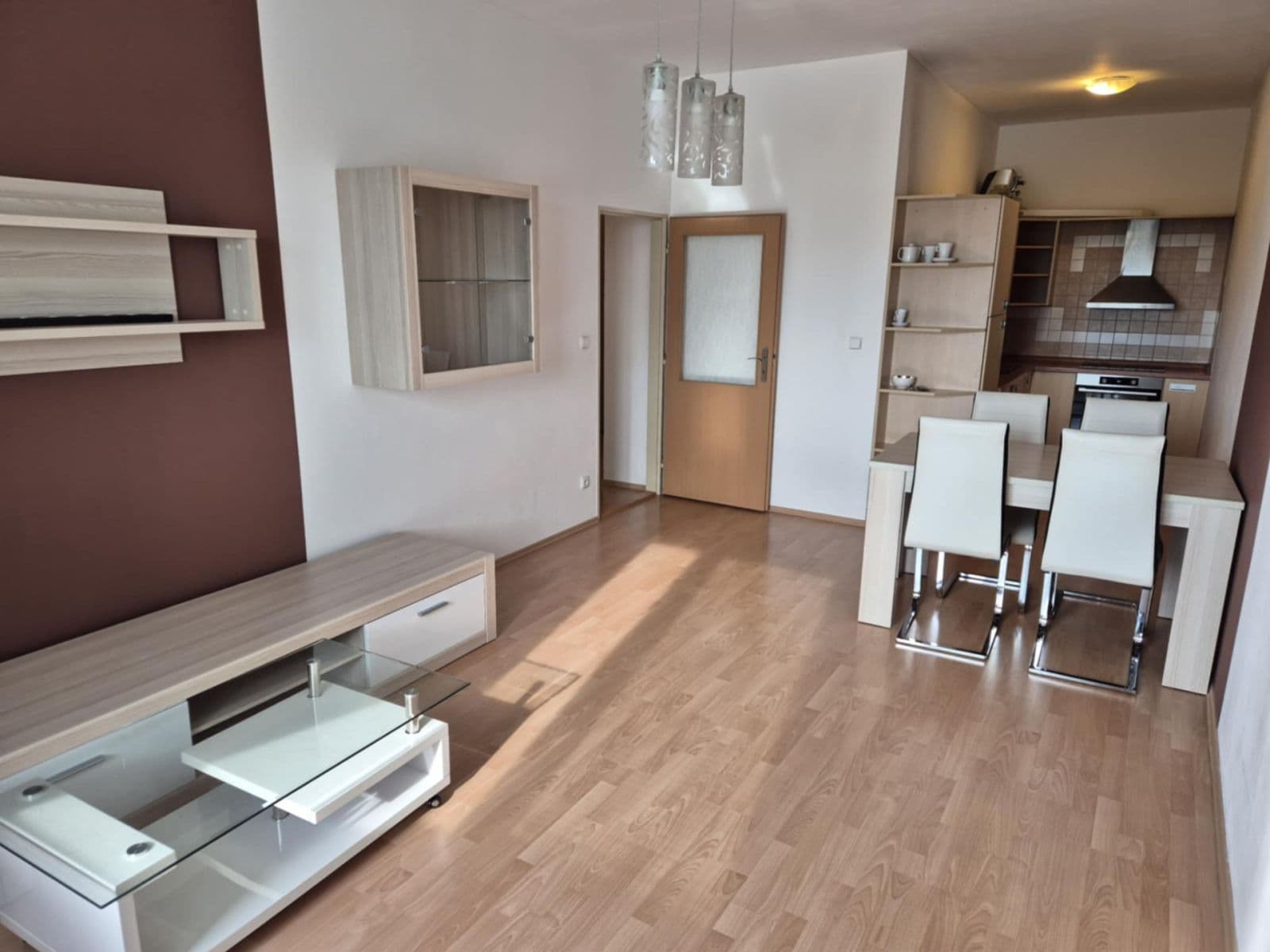 1 bedroom with open-plan kitchen flat to rent, 50 m², Sokolovská, Čelákovice, Středočeský Region 1 bedroom with open-plan kitchen flat to rent, 50 m², Sokolovská, Čelákovice, Středočeský Region