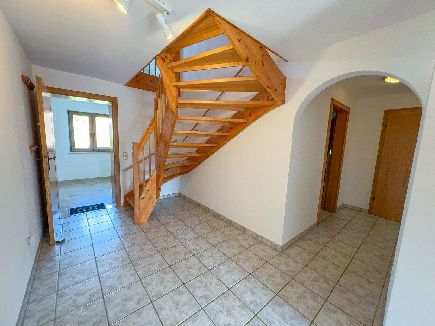 house for sale, 210 m², Bernbacher Str. 4, Hollenbach, Bavaria house for sale, 210 m², Bernbacher Str. 4, Hollenbach, Bavaria