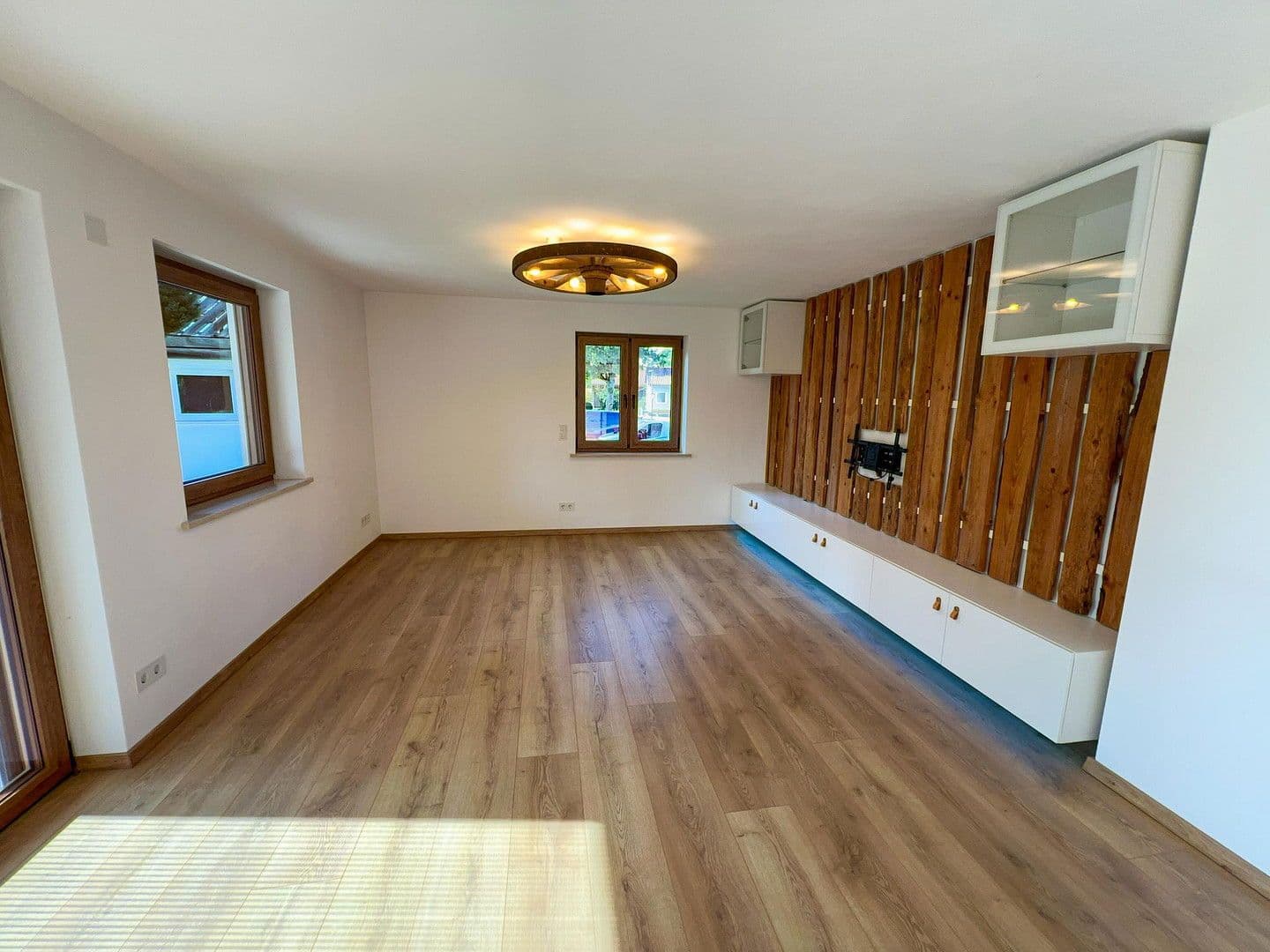 house for sale, 210 m², Bernbacher Str. 4, Hollenbach, Bavaria house for sale, 210 m², Bernbacher Str. 4, Hollenbach, Bavaria