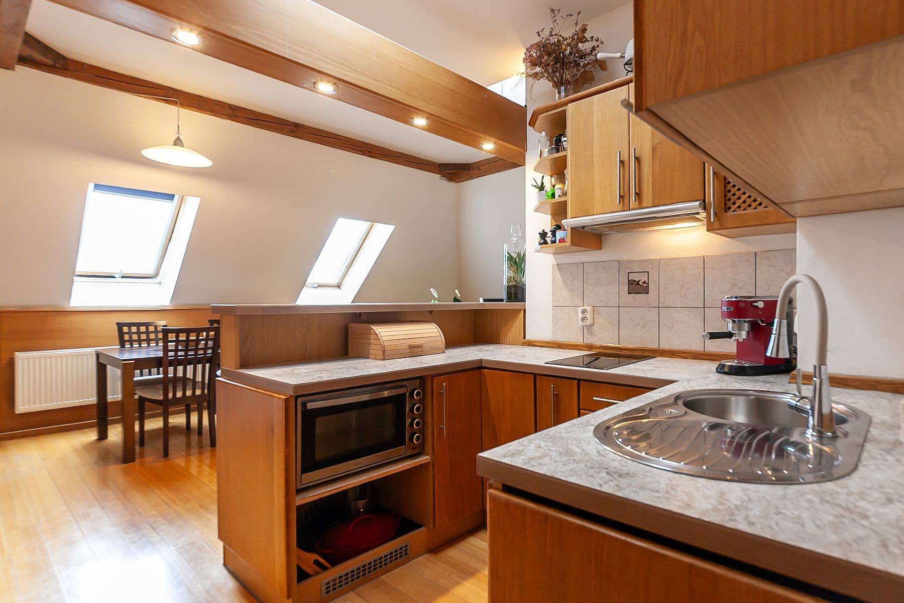 4 bedroom flat for sale, 138 m², Vršovické náměstí, Prague, Prague 4 bedroom flat for sale, 138 m², Vršovické náměstí, Prague, Prague