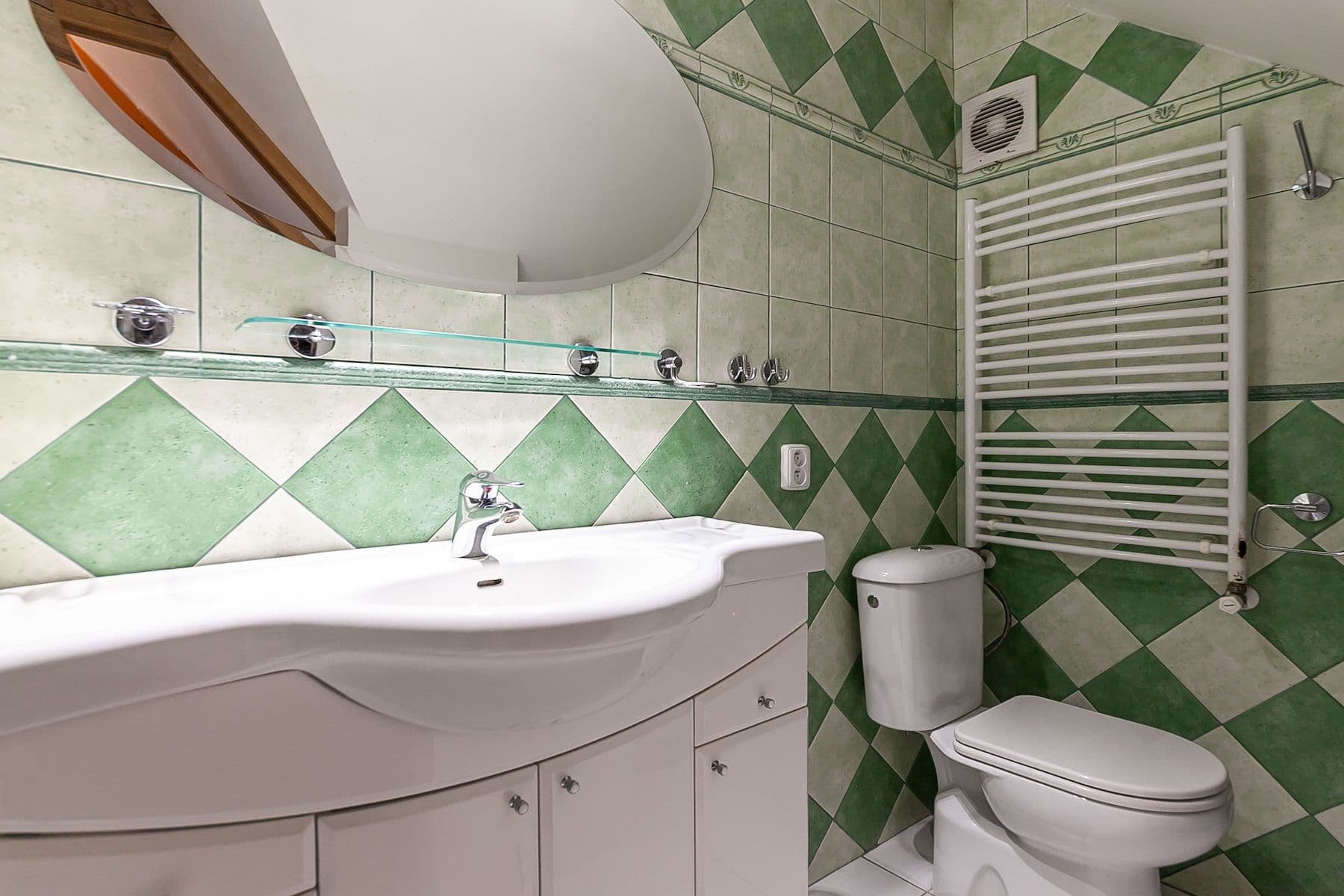 4 bedroom flat for sale, 138 m², Vršovické náměstí, Prague, Prague 4 bedroom flat for sale, 138 m², Vršovické náměstí, Prague, Prague