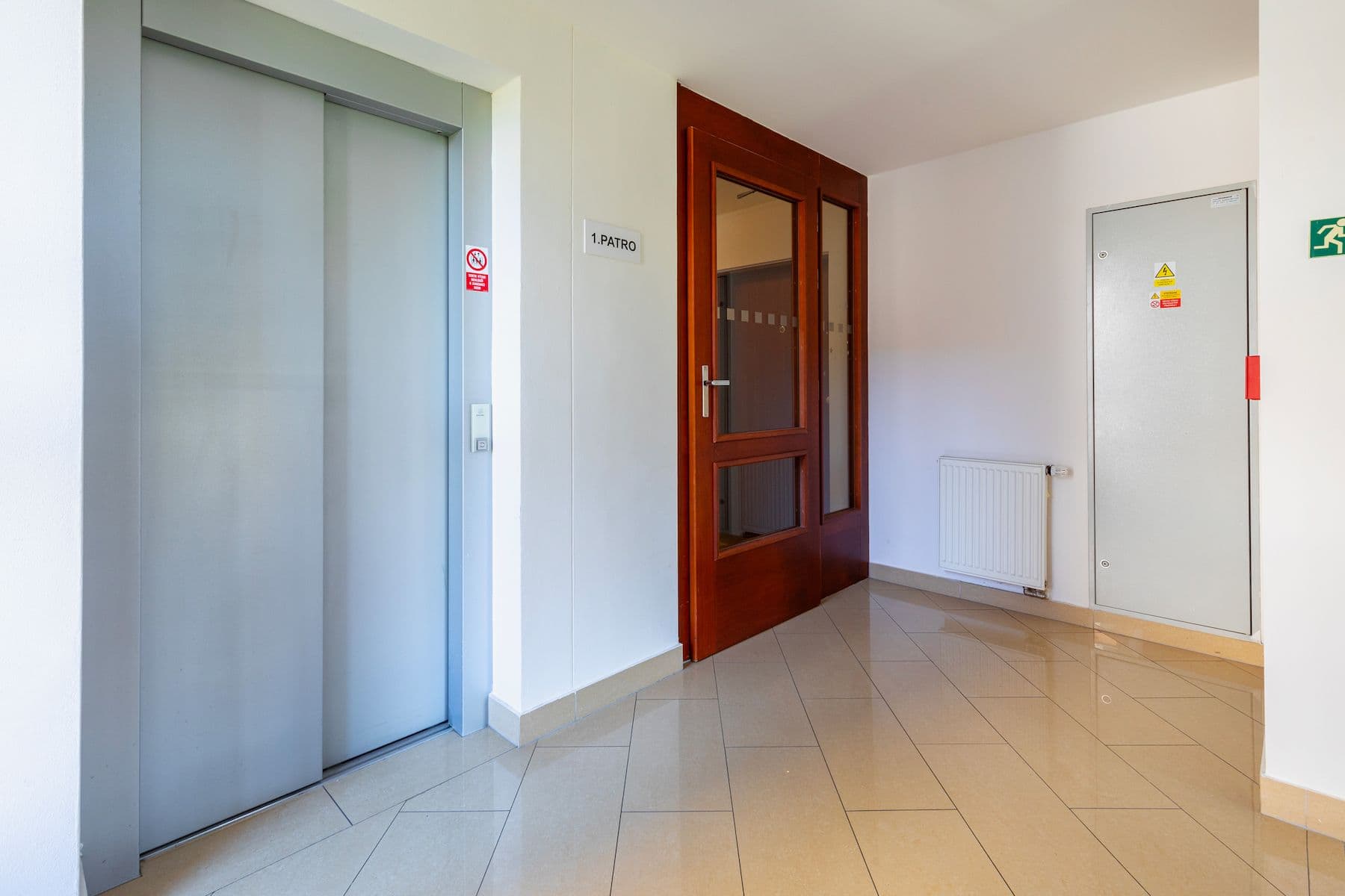 2 bedroom with open-plan kitchen flat for sale, 83 m², Na Výrovně, Prague, Prague 2 bedroom with open-plan kitchen flat for sale, 83 m², Na Výrovně, Prague, Prague