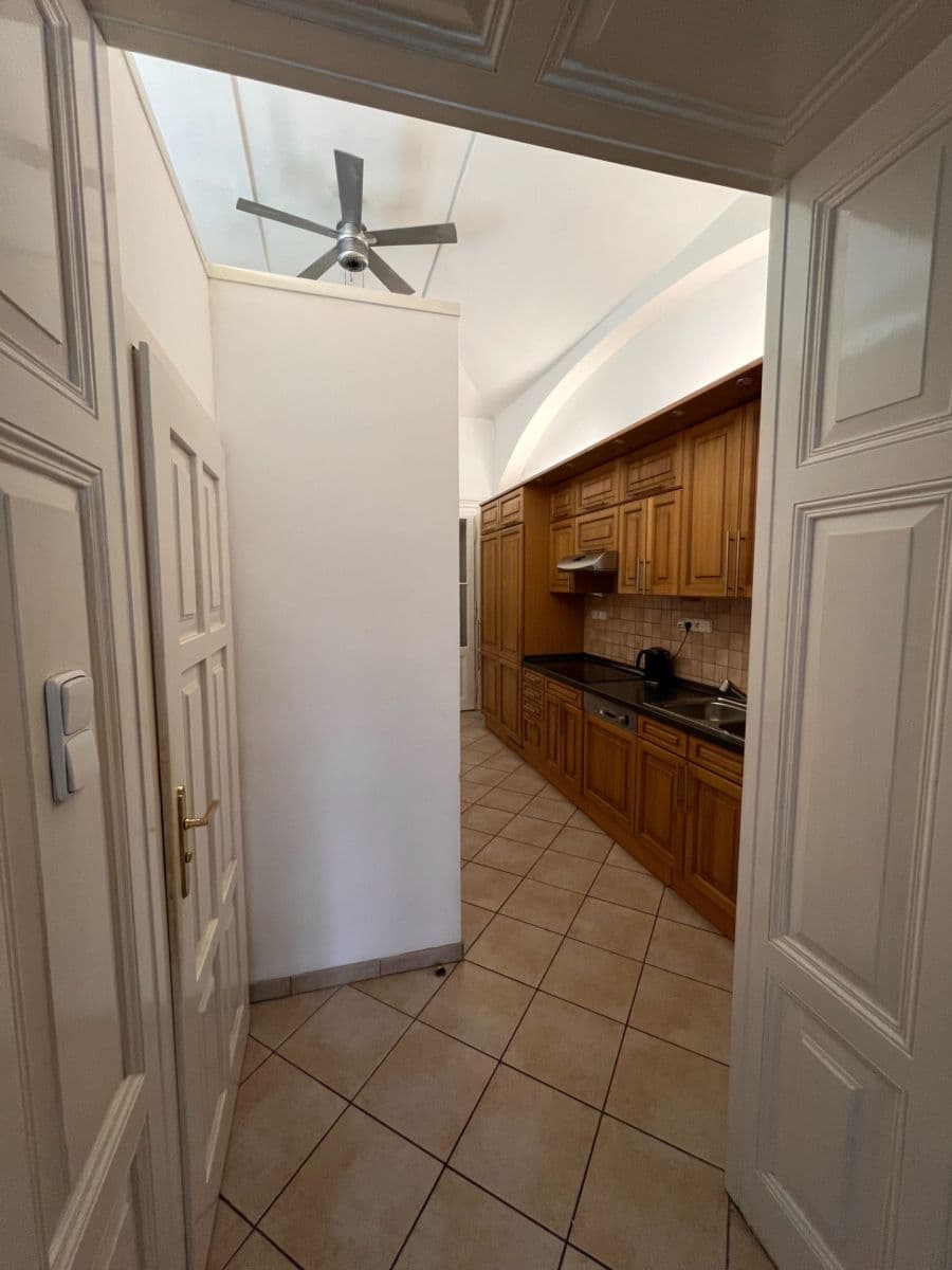 1 bedroom flat to rent, 44 m², Na Valentince, Prague, Prague 1 bedroom flat to rent, 44 m², Na Valentince, Prague, Prague