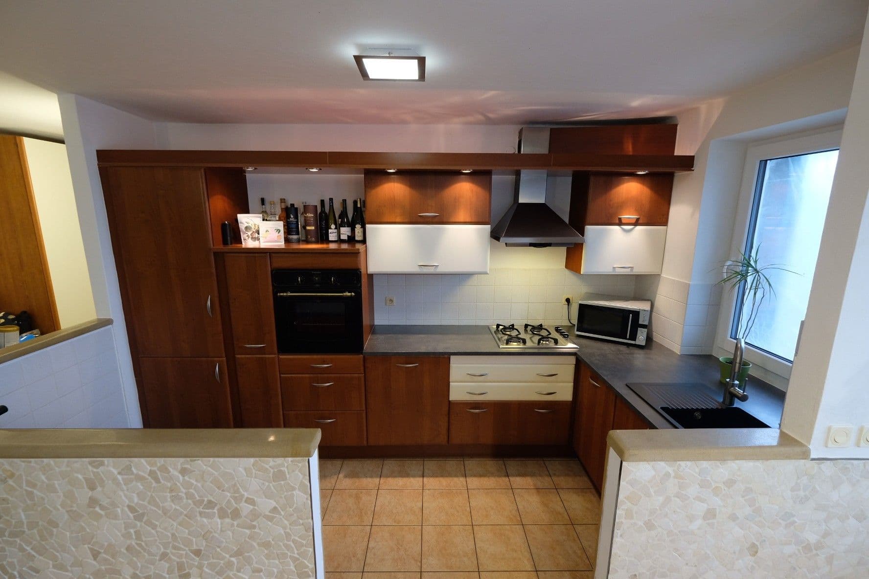 2 bedroom with open-plan kitchen flat to rent, 82 m², Hadovitá, Prague, Prague 2 bedroom with open-plan kitchen flat to rent, 82 m², Hadovitá, Prague, Prague