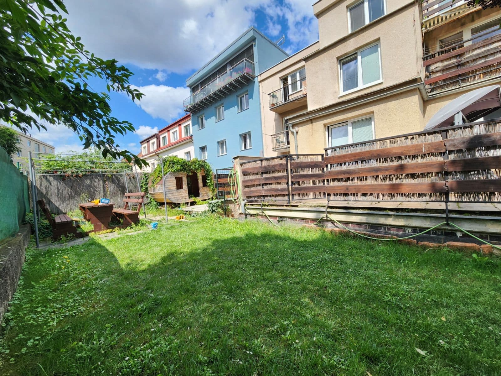 2 bedroom with open-plan kitchen flat to rent, 82 m², Hadovitá, Prague, Prague 2 bedroom with open-plan kitchen flat to rent, 82 m², Hadovitá, Prague, Prague